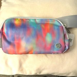 Lululemon Everywhere Belt Bag Prism Wash Print